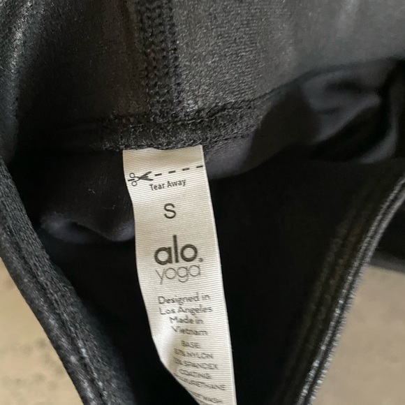 Alo faux leather anthrice leggings brand new - Picture 4 of 4